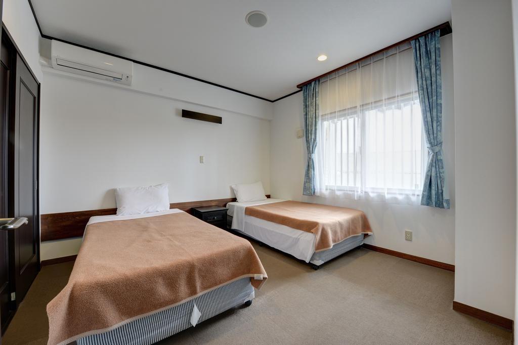 Beach Resort Morimar Yomitan Exterior photo